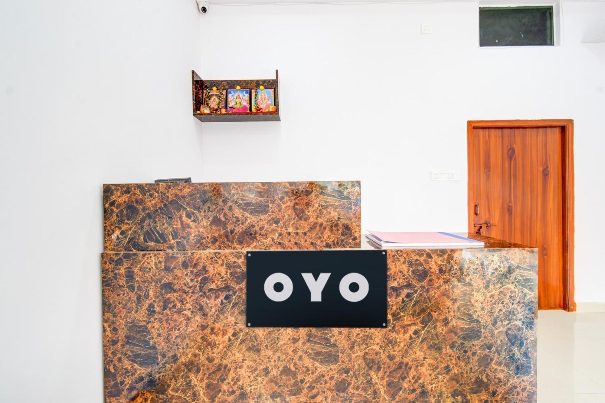 Hotel O D N Groups Sururnagar Екстер'єр фото